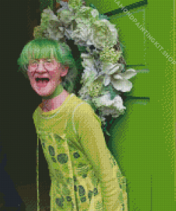 Green Lady Smiling Diamond Painting