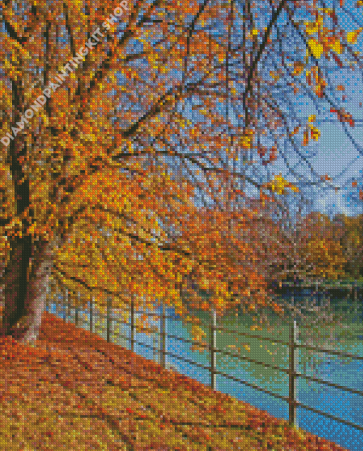 Munich Golden Leaves Promenade Diamond Painting