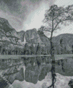 Black And White Landscape Reflection Diamond Painting