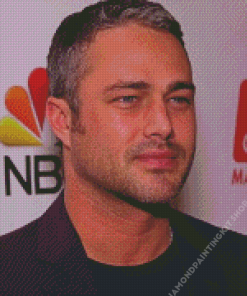 Aesthetic Taylor Kinney Diamond Painting