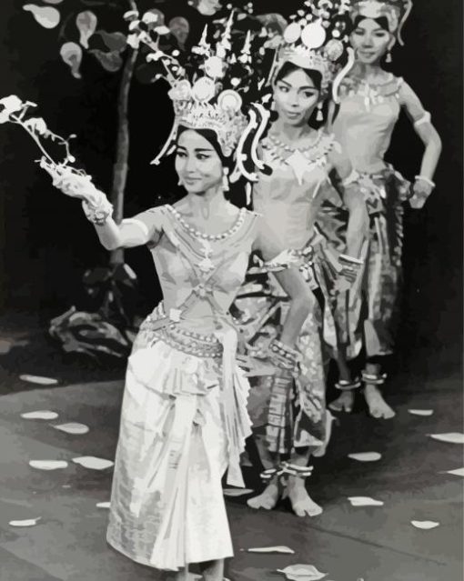 Black And White Apsara Dancers Diamond Painting