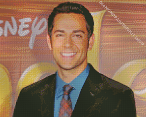 American Actor Zachary Levi Diamond Painting