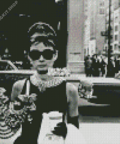 Breakfast at Tiffanys Diamond Painting