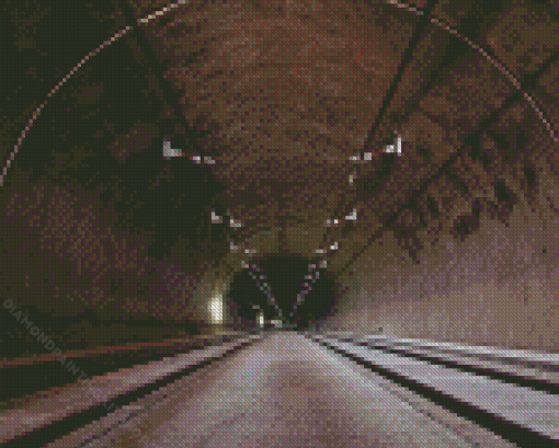 Tunnel Diamond Painting